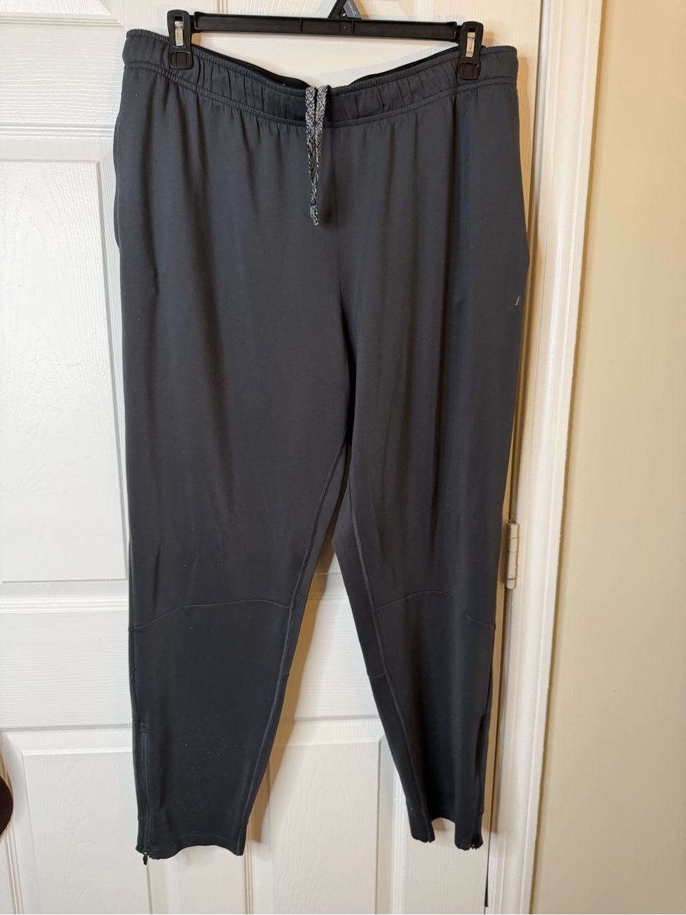 Men's Russell Black Athletic Drawstring Pants XXL